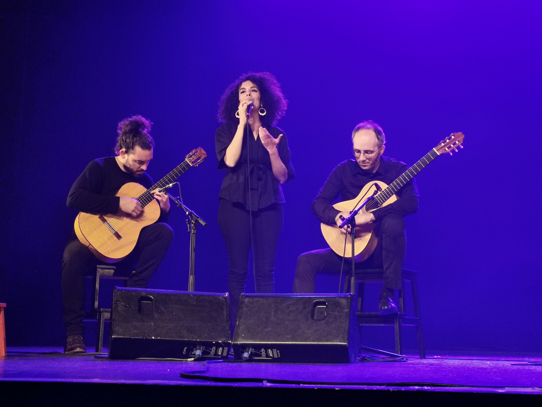 Le groupe Leïla and the Koalas sur scène